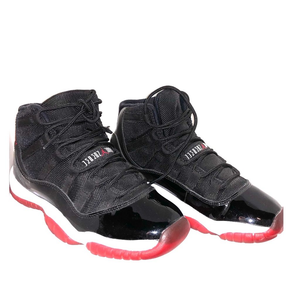 Jordan’s 11 size 4.5 black and red